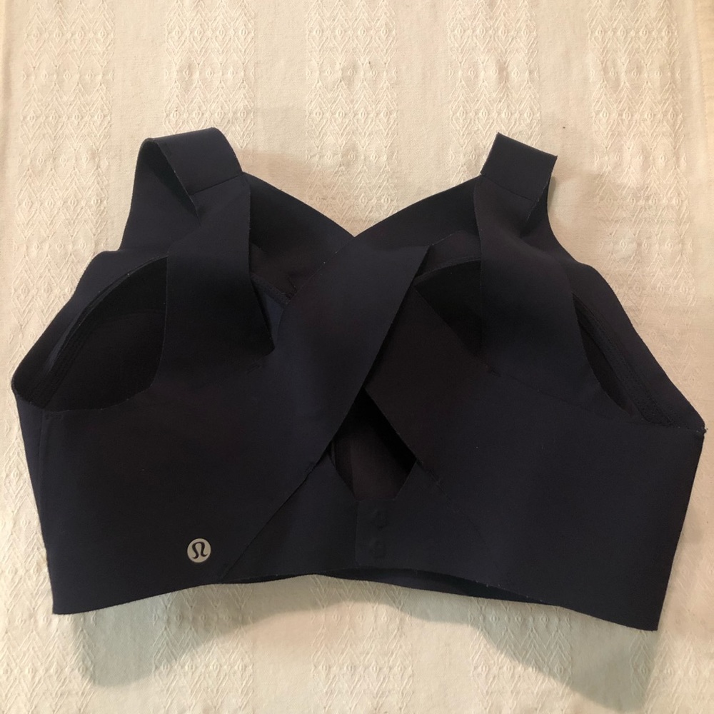 COPY - Lululemon Enlite Bra High Support